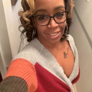 Meet your Posher, Lori